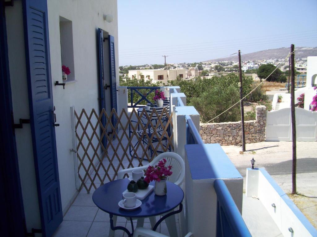 Ancient Thera Studios Perissa  Exterior photo